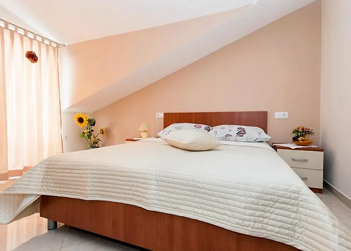 Διαμέρισμα Maric *